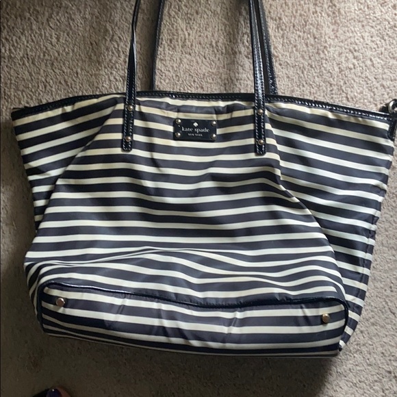 kate spade Handbags - EUC KATE SPADE STRIPED BAG
